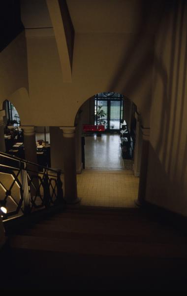 Chambre de Commerce et d'Industrie, escalier, vue vers le rez-de-chaussée.