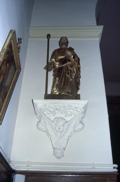 Chapelle, statue de Saint-Jacques.