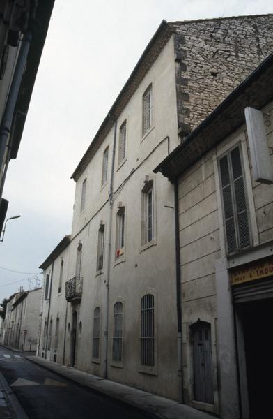 Façade sur rue Grétry.