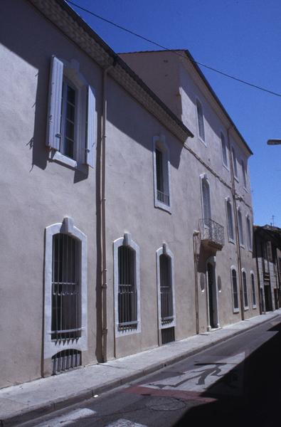 Façade sur rue Grétry.