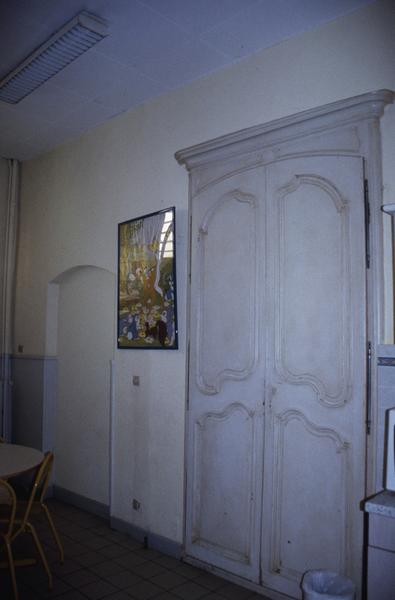 Rez-de-chaussée, vestibule côté rue Grétry, ancienne porte ouest.