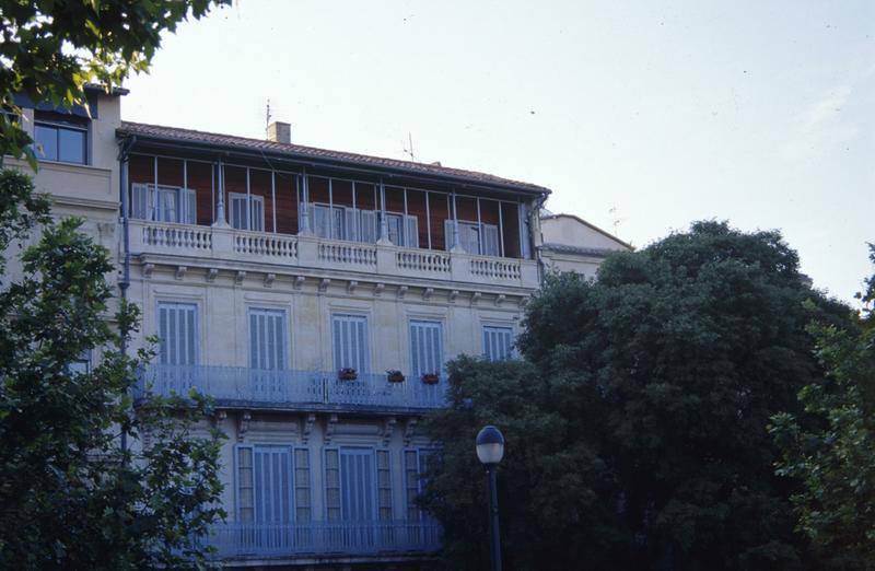 Esplanade Charles-de-Gaulle