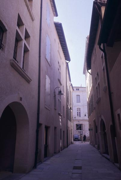 Rue du Mûrier-d'Espagne