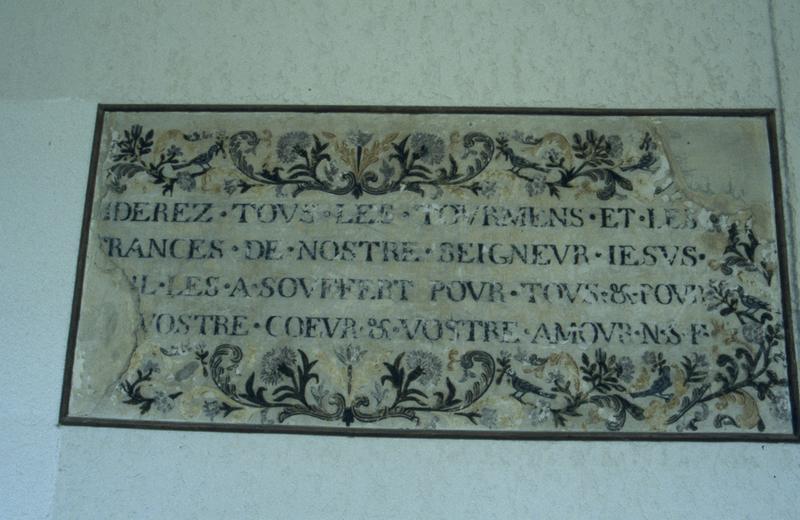 Couvent des Visitandines, inscription peinte dans le cloître.