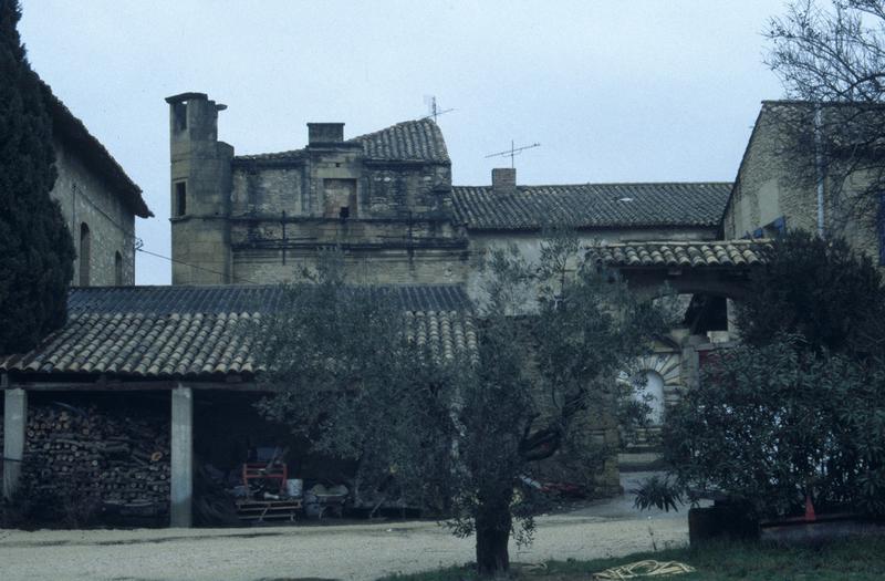 Vue éloignée, côté sud.