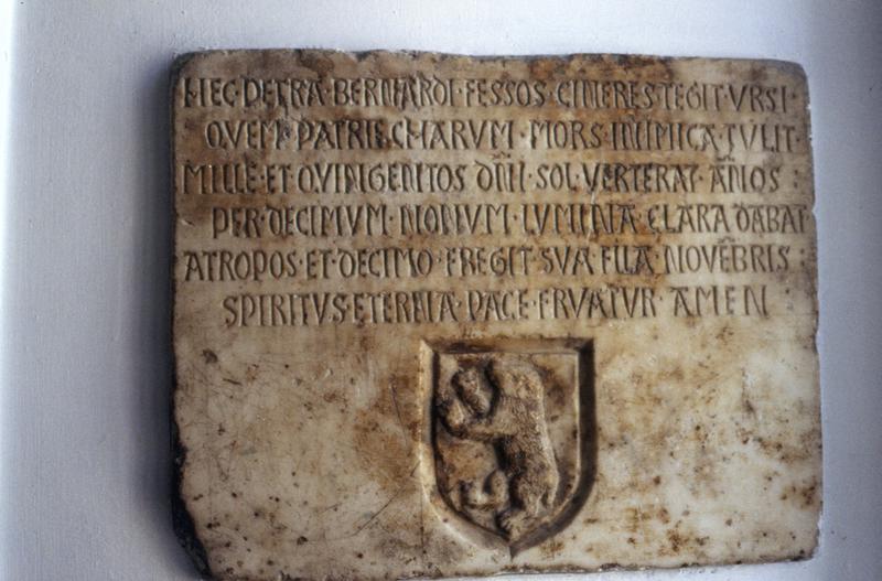 Stèle funéraire