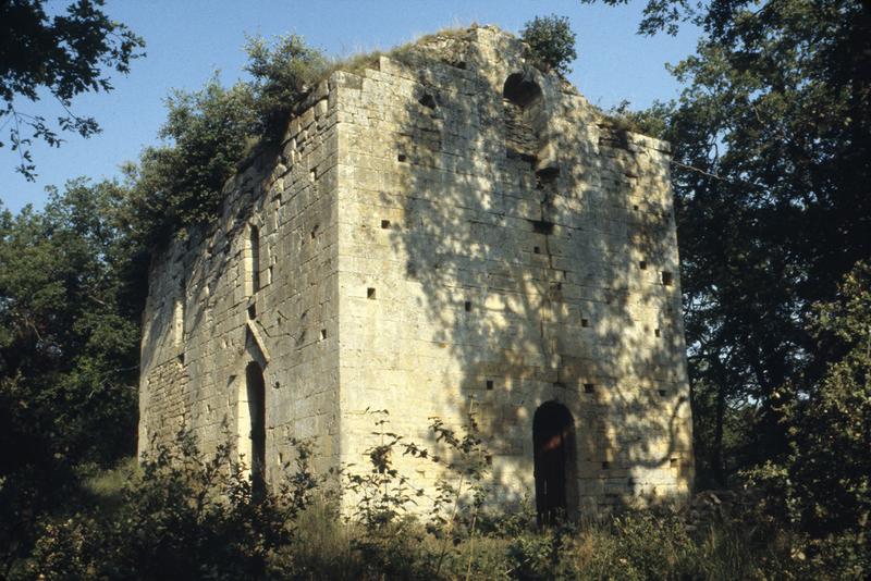 Façade sud et entrée (vue inversée).