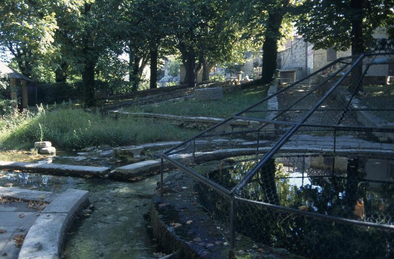 Lavoir ; fontaine