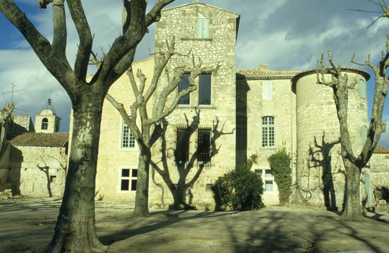 Vue générale, façade sud après travaux.