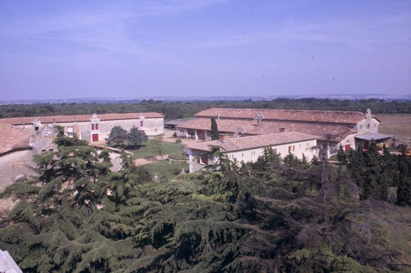 Ferme, vue du toit.