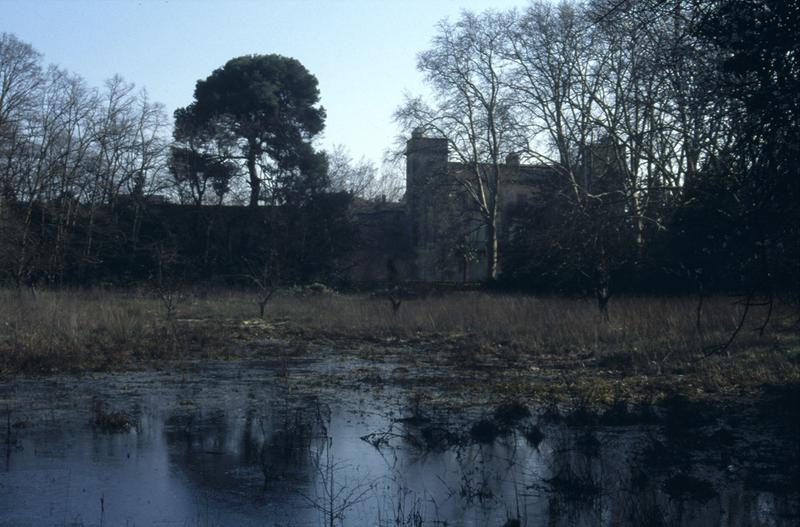 Vue d'ensemble depuis le jardin.