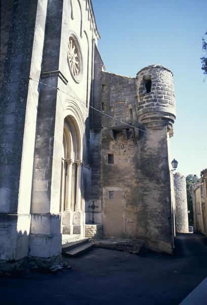 Eglise, côté ouest.