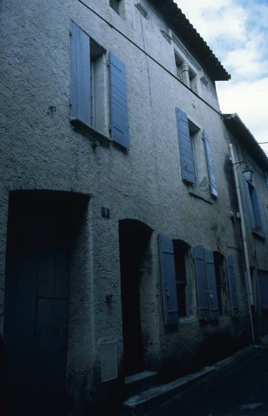 Façade sur rue du Bourguet.