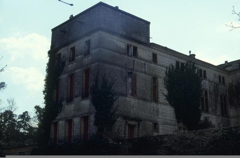 Tour est, façade sud de la cour intérieure.