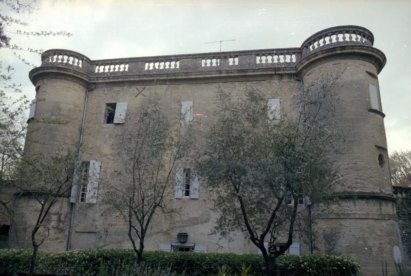 Façade ; tour.