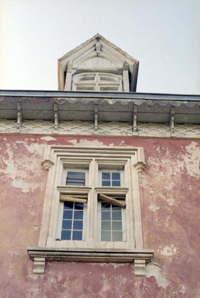 Façade, détail.