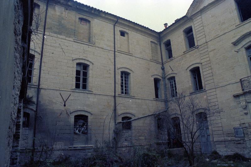 Façade sur cour.