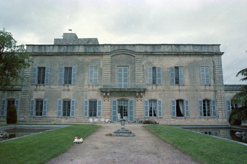 Façade sud sur jardin.