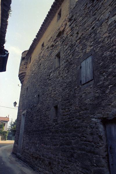 Façade ouest du fort, côté église.