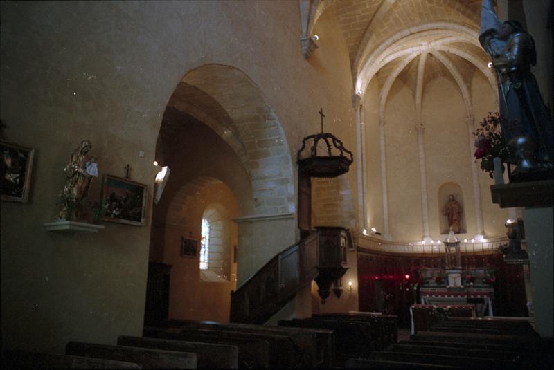 Eglise, vue intérieure côté nord.