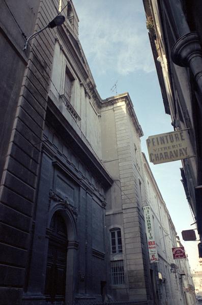 Façade.