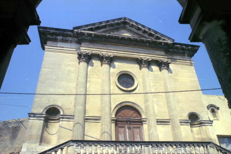 Façade de la chapelle.