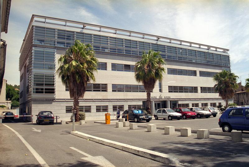 Hôtel des impôts