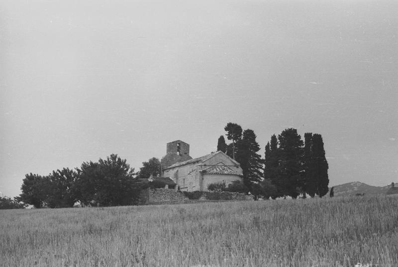 Vue éloignée, côté abside.