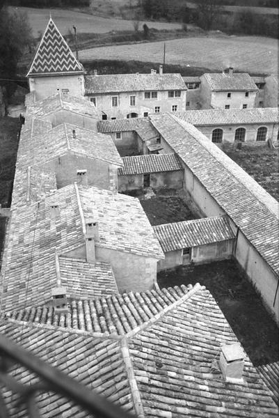 Cellules du grand cloître, côté ouest : toitures.