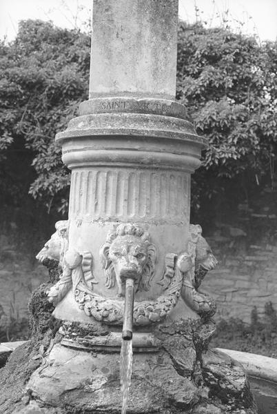 Fontaine.