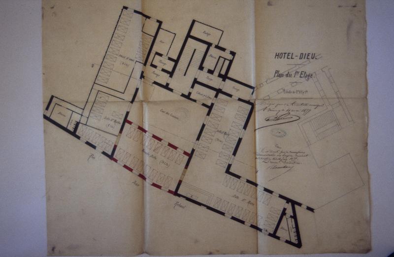 Dessin par Granon en 1877.Plan premier étage, archives départementales B92.