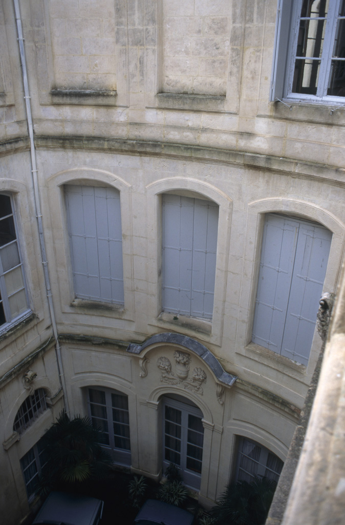 Cour intérieure.