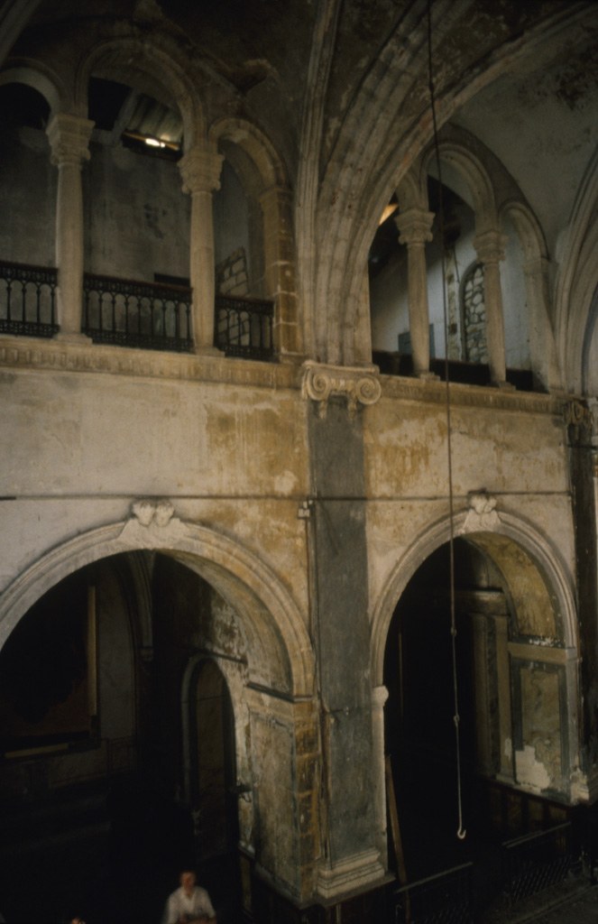 Chapelle : intérieur.