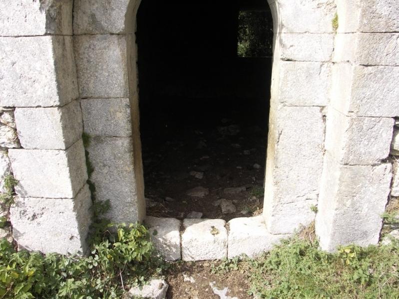 Chapelle Sainte-Marguerite ; hospice Notre-Dame du col d'Ares