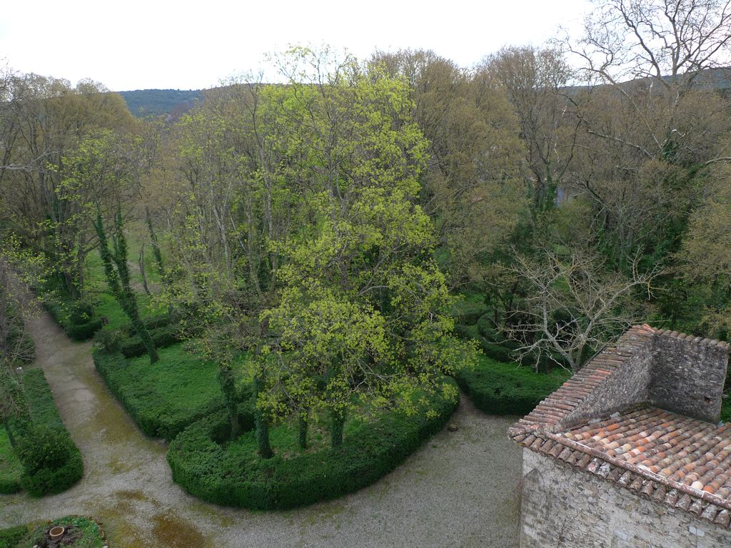 Parc, vue perspective vers le sud-est.