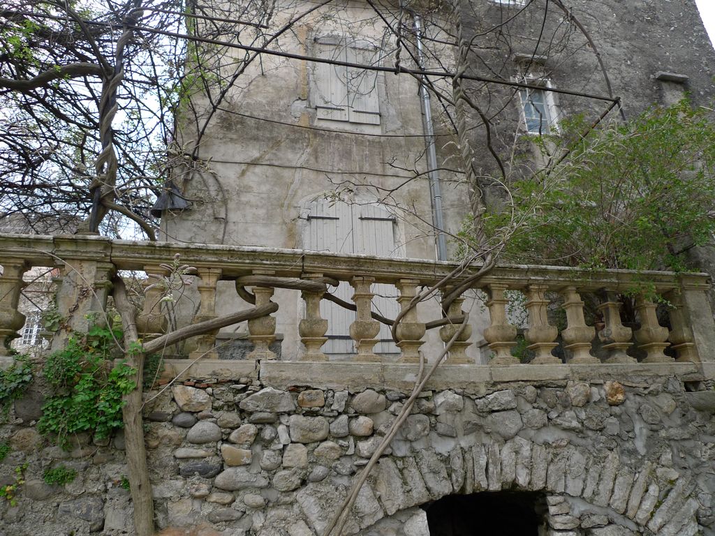 Terrasse, balustrade.