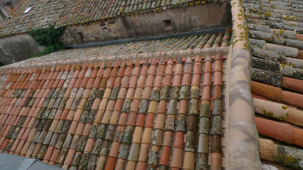 chapelle, toitures, jonction de la nef et du choeur.