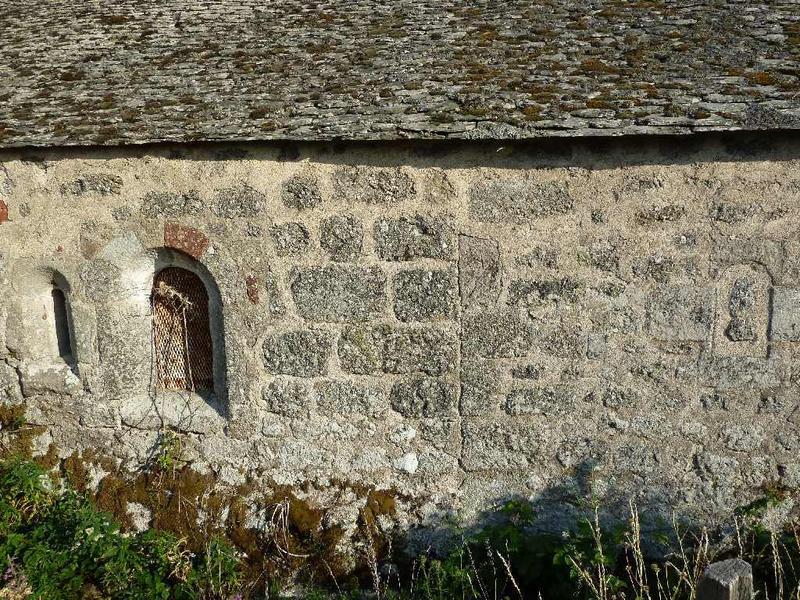 Façade arrière nord : détail des baies.