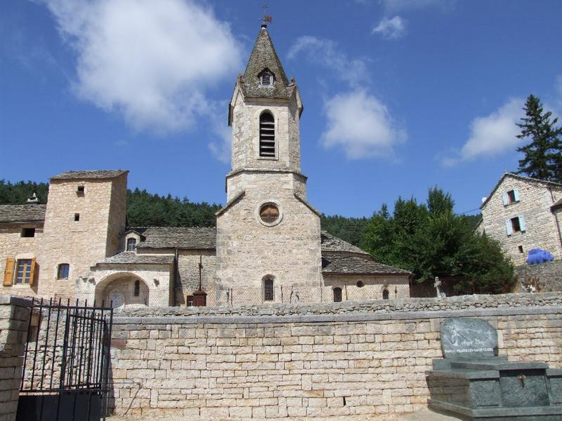 Vue d'ensemble de la façade sud.