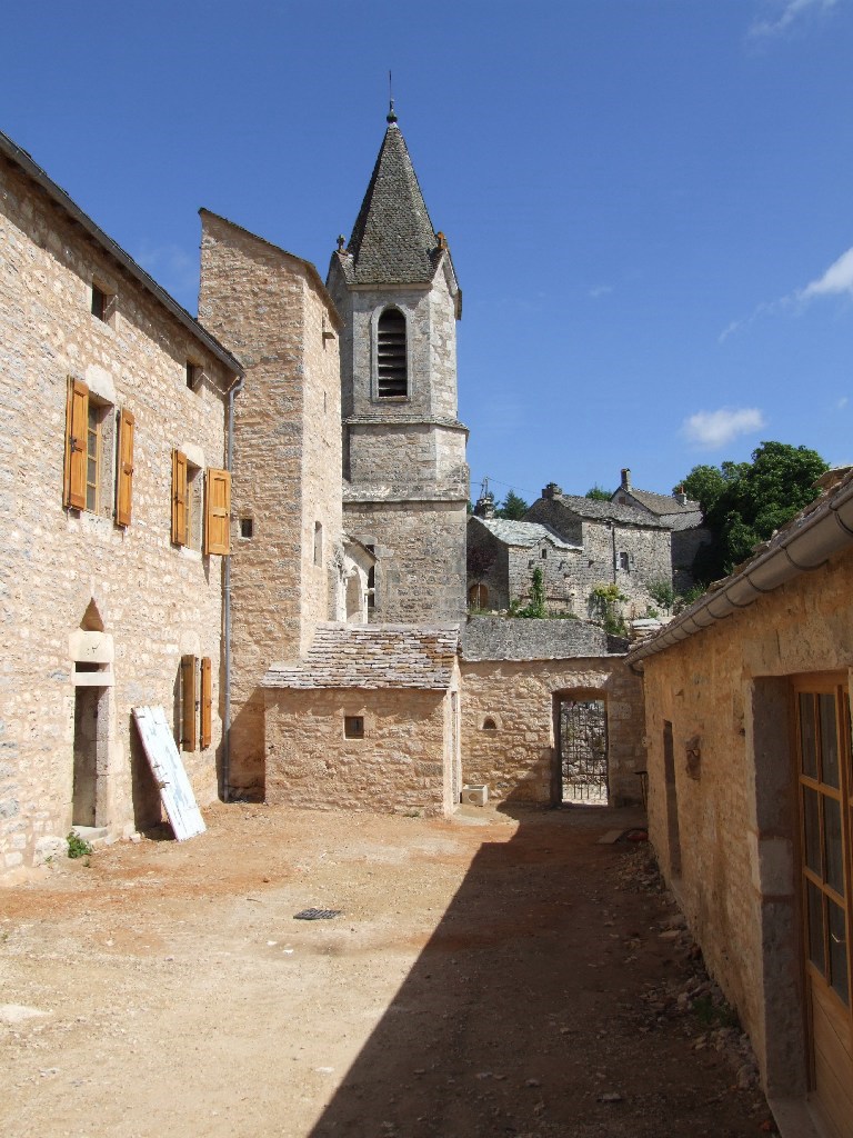 Vue du clocher depuis l'ouest.