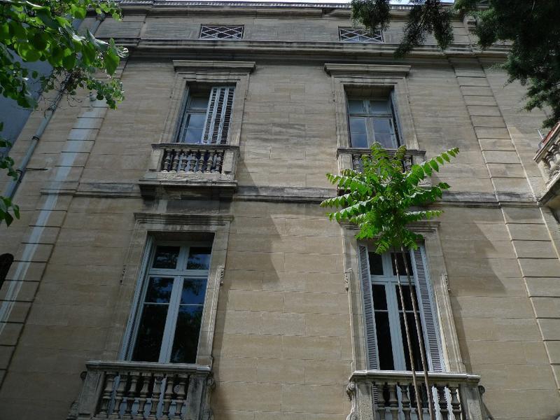 Façade sur boulevard : travées sud-ouest.