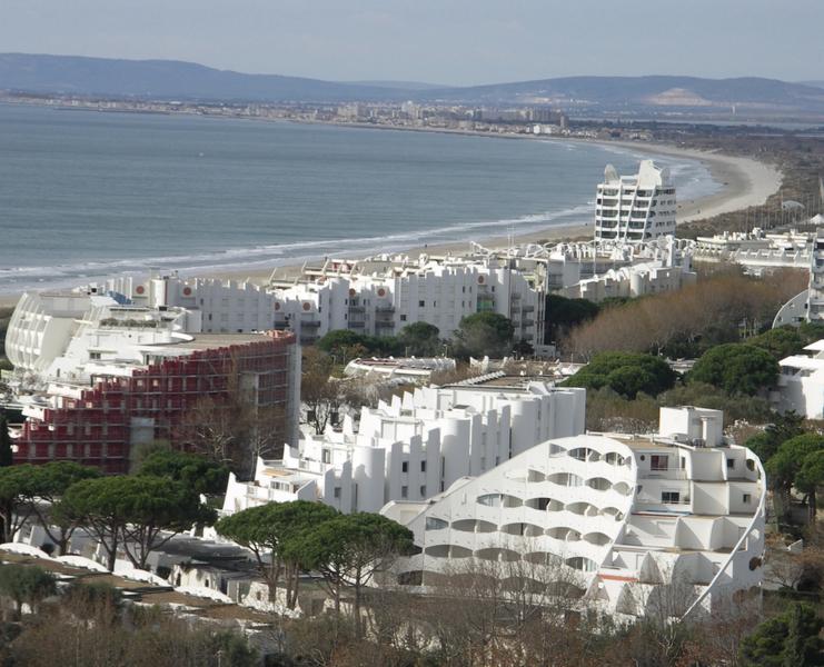 Le quartier du Couchant avec ses immeubles dénommés Conques de Vénus.