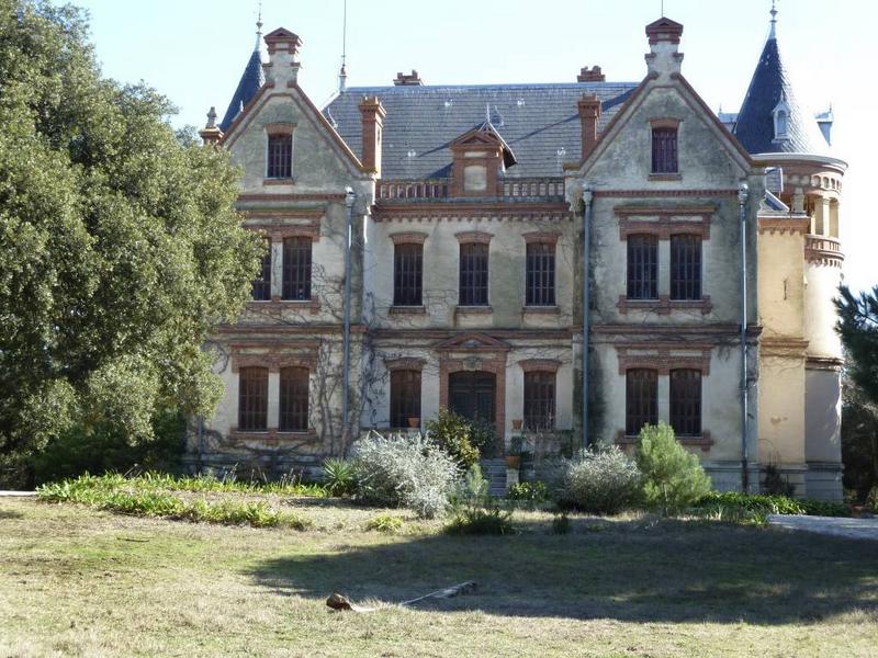 Façade principale au nord, château construit entre 1890 et 1891 pour la famille Joseph Sauvy par Viggo Dorph Petersen.