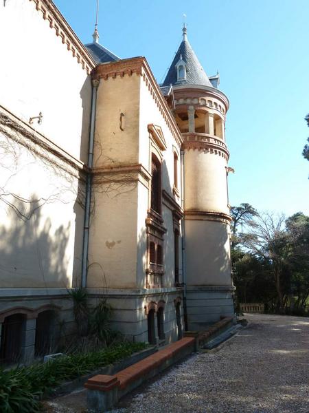 Façade ouest : avant-corps de la travée de l'escalier d'honneur.