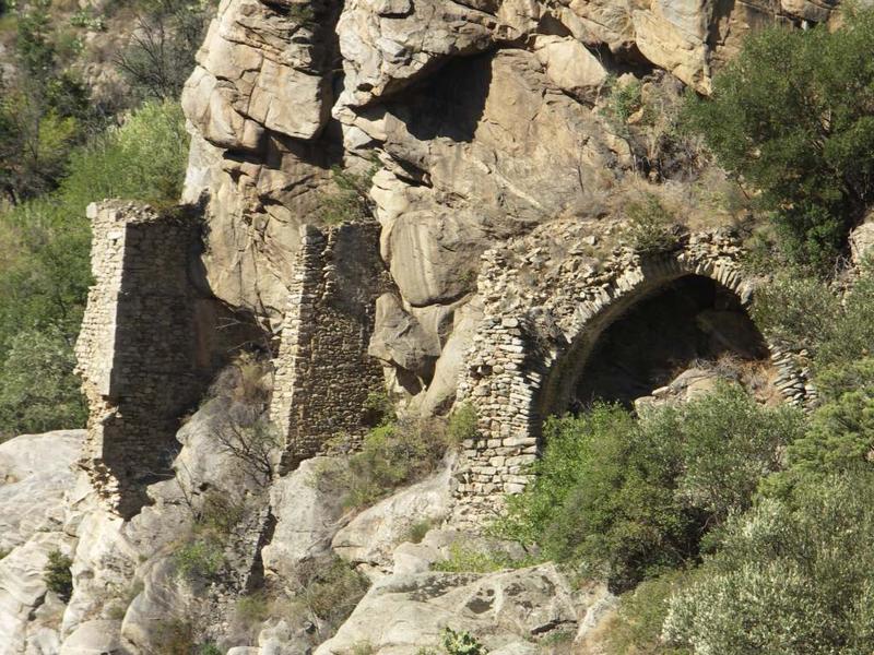 Les arches de la Roche Colomère.