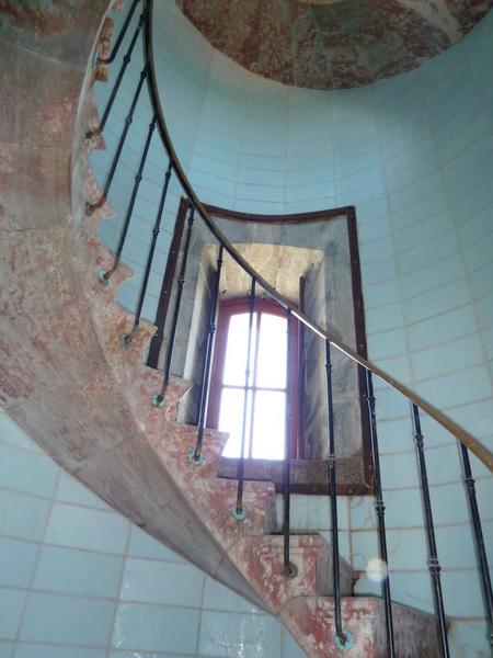 Le phare. Escalier.