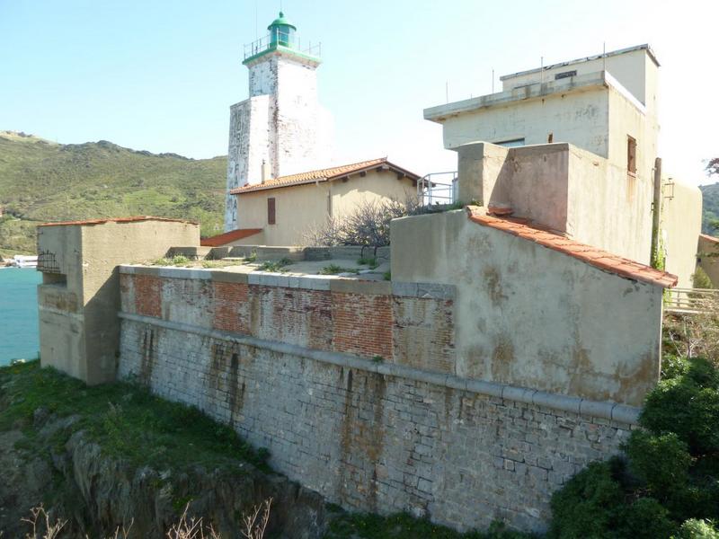 La redoute : façade nord.