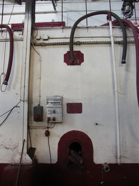 Cave de vinification de 1909. Cuves.