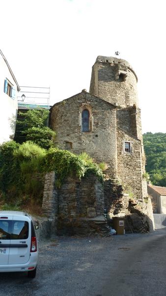 Vue du chevet depuis la rue.