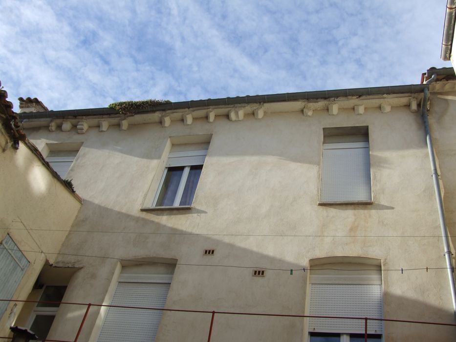 Le 5 rue Benjamin-Crémieux. Façade sur cour, parcelle 349.